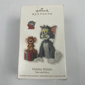 HALLMARK KEEPSAKE 2012 TOM AND JERRY HOLIDAY HIJINKS CHRISTMAS ORNAMENT